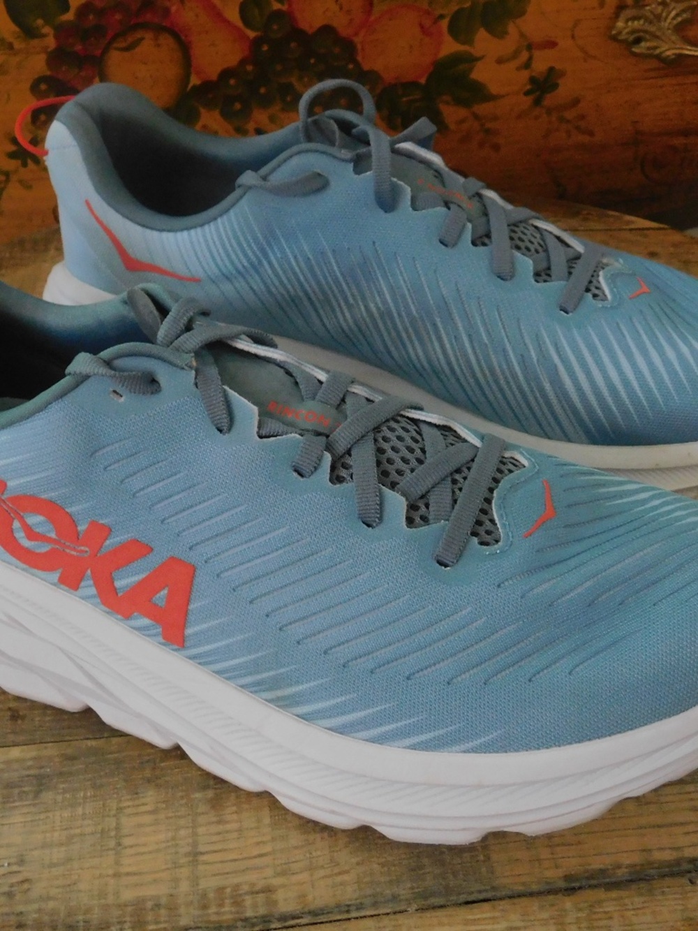 Hoka Rincon 3 Mountain Spring Size 11.5 D